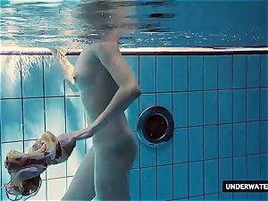 scorching immense breasted nubile Lera swimming in the pool